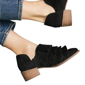 Seychelles Open mind ruffle black suede shootie 9.5
